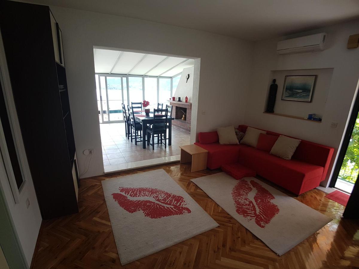 Apartments By The Sea Marina, Trogir - 14191 外观 照片