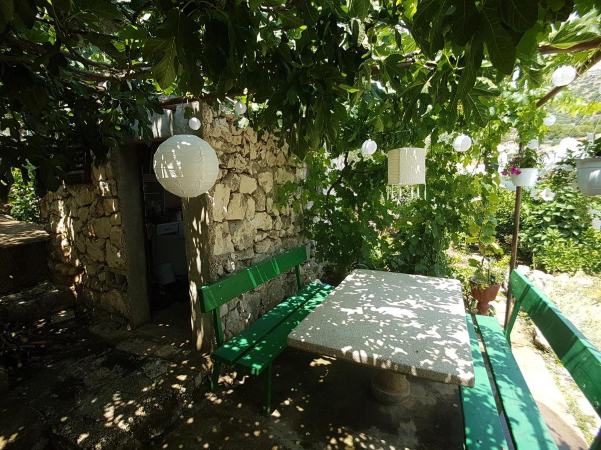 Apartments By The Sea Marina, Trogir - 14191 外观 照片